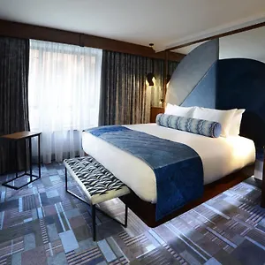 **** Hotel Arthaus Ireland