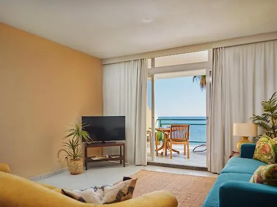 Lovely Apartment With Pool And Sea View Funchal  Funchal (Madeira)
